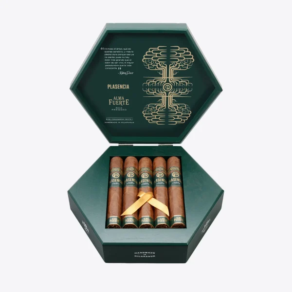 Alma Fuerte Sixto I Hex box open
