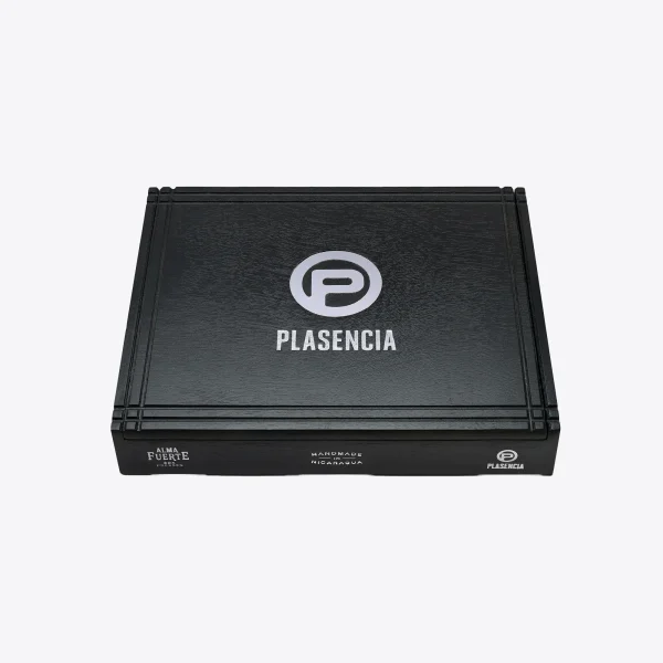 Alma Fuerte Sixto II box closed Alma Fuerte Sixto II box closed