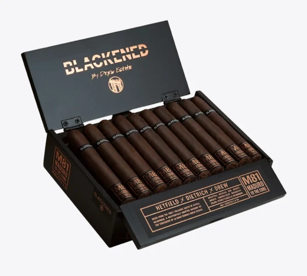 Blackened M81 Cigars by Drew Estate Robusto Box Open Blackened M81 Cigars by Drew Estate Robusto Box Open