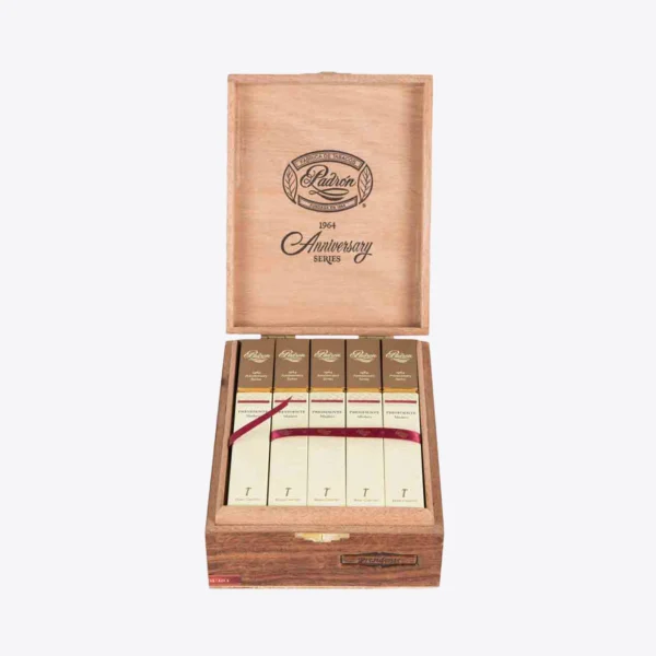 Padron 1964 Anniversary Presidente Maduro Box Open Padron 1964 Anniversary Presidente Maduro Box Open