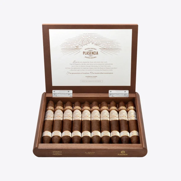 Reserva Cortez box open Reserva Cortez box open
