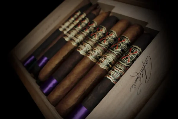 Opus X 8 Heaven and Earth Red Macassar 7 Opus X 8 Heaven and Earth Red Macassar