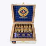 Open box of 20 Diamond Crown Double Robusto Maduro No. 4 cigars