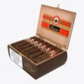 Joya de Nicaragua Antano 1970 Gran Consul Box Open