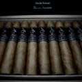 Angelenos Double Robusto open box of 25