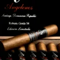 Angelenos Robusto Gordo 54 with the box