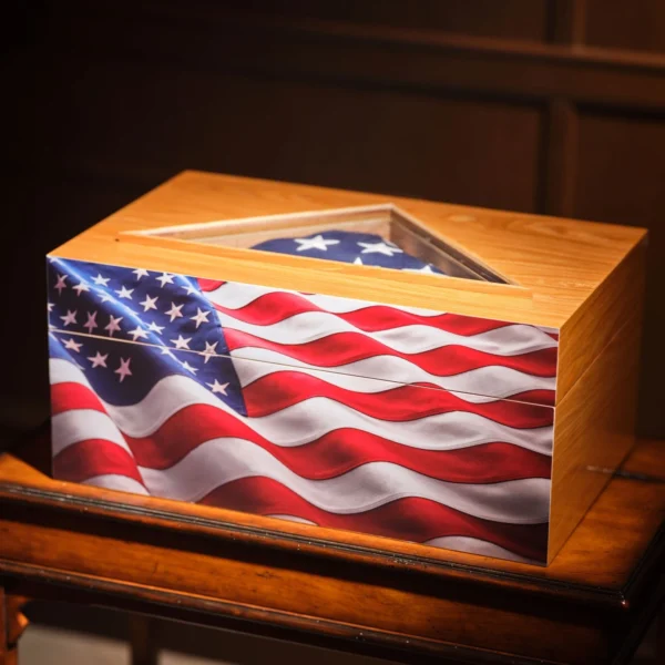 gurkha-volition-freedom-humidor Gurkha Volition America Freedom Humidor with folded flag display
