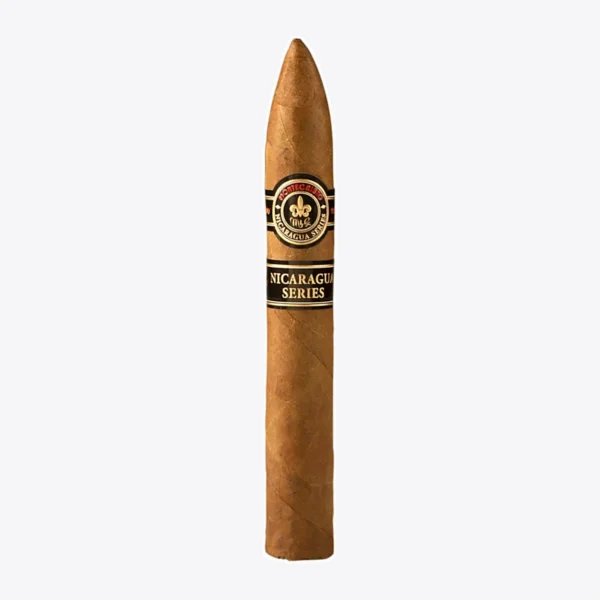 Montecristo Nicaragua No.2 6 1/8" * 52 Montecristo Nicaragua No. 2 6 1/8 x 52 torpedo cigar